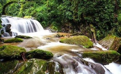 自驾游玉溪线路指南：看林海苍黛碧水蓝天尽享清新空气